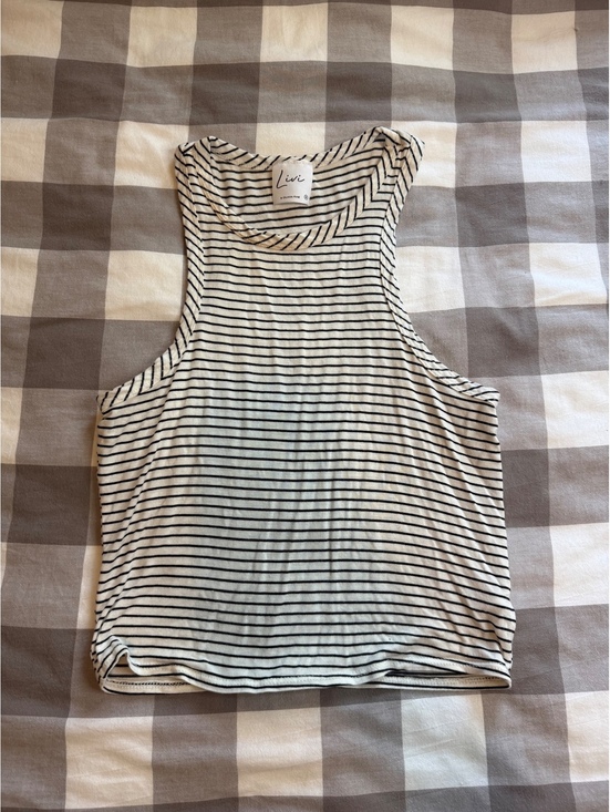 Tops - Women's Top | Tank Top | Livi by Olivia Rae | Size Medium
